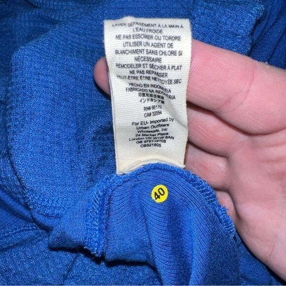 We The Free Malibu soft knit Thermal Blue oversized distressed Top - Picture 11 of 11